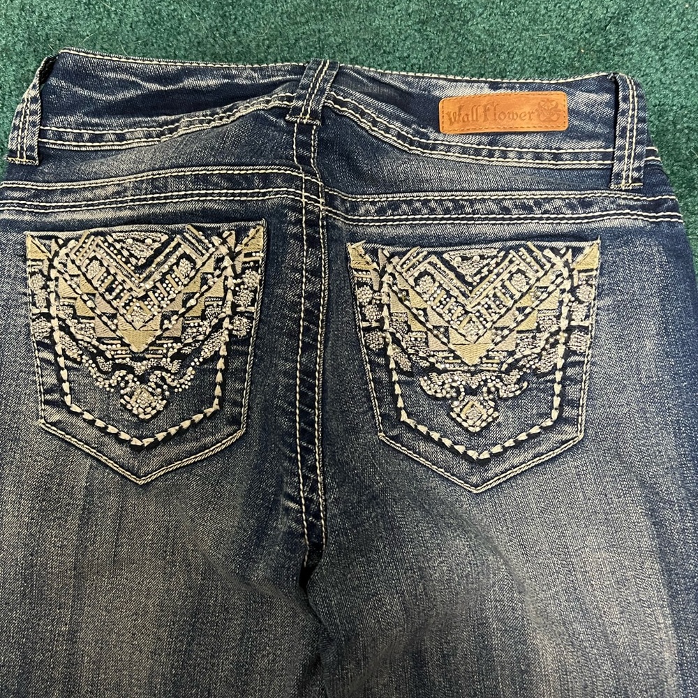 Wallflower size 0 hardly worn bootcut jeans